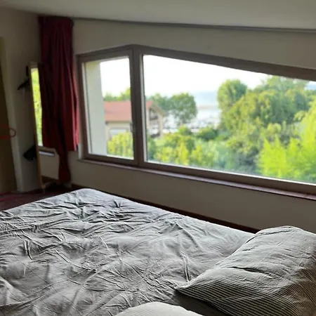 Διαμέρισμα Mansarda A Due Passi Dal Lago Marta