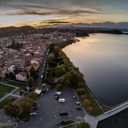 Mansarda A Due Passi Dal Lago Διαμέρισμα